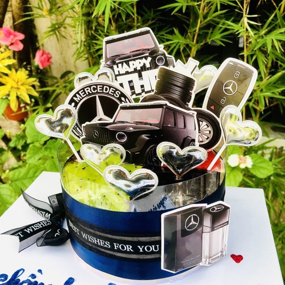 Chủ đề Chàng trai 16 - size 14 + nâng đế ghi nhiều chữ