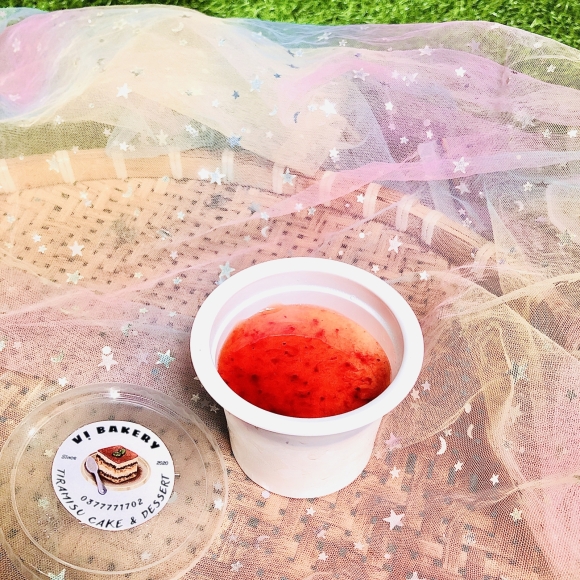 Sữa chua phomai Mix vị Dâu Tây