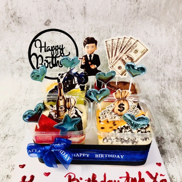 Set 4 hộp Chàng trai 8