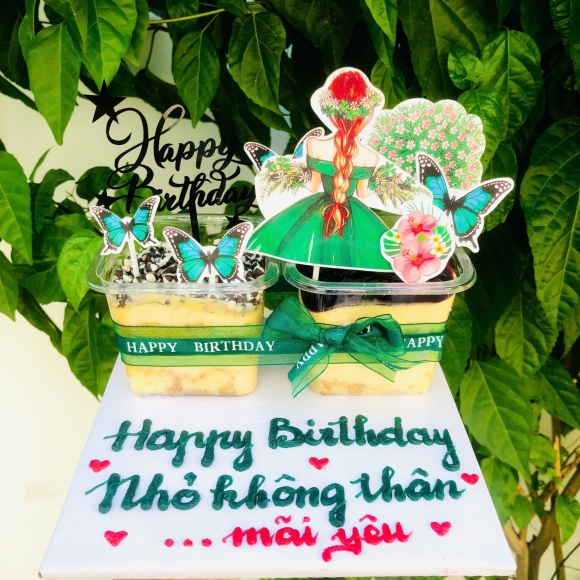 Set 2 hộp Cô gái 9